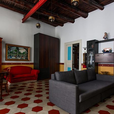 Apartamento Regal Santa Chiara By Dimorra Nápoles Exterior foto