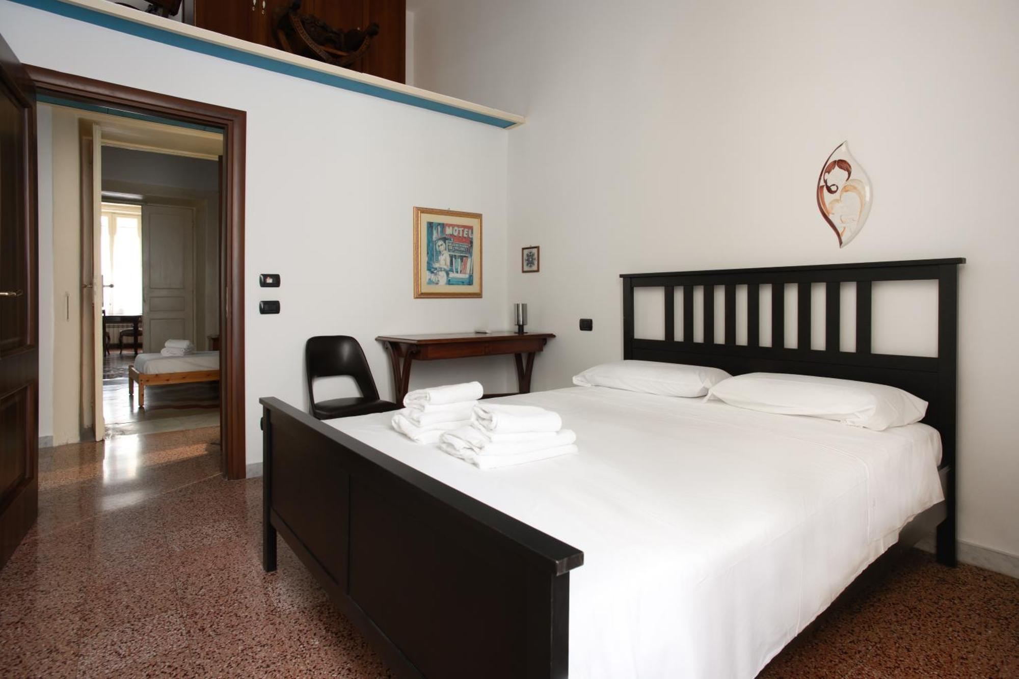 Apartamento Regal Santa Chiara By Dimorra Nápoles Exterior foto
